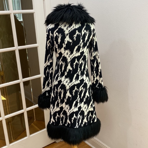 Vintage Y2K 🖤🤍 Betsey Johnson NWT Faux Fur Sweater Coat, Size Small - Picture 5 of 7